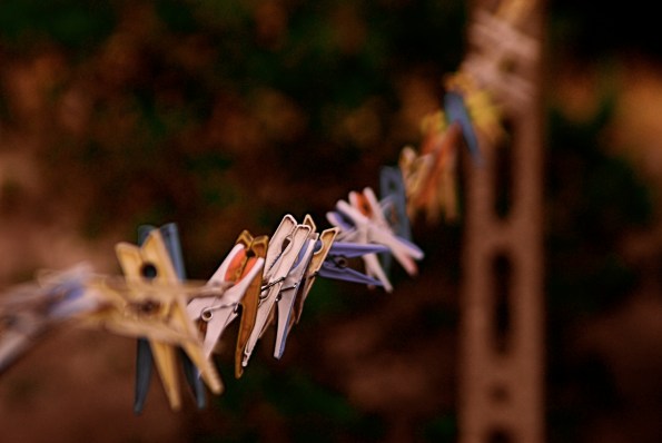 Foto di Valentina Perniciaro _mollette addormentate_