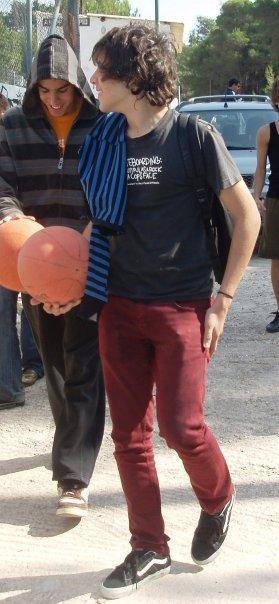 n1013059323_230472_5147 ANDREAS GREGOROPOLOUS, UCCISO CON 3 COLPI AL PETTO OGGI AD ATENE DALLA POLIZIA