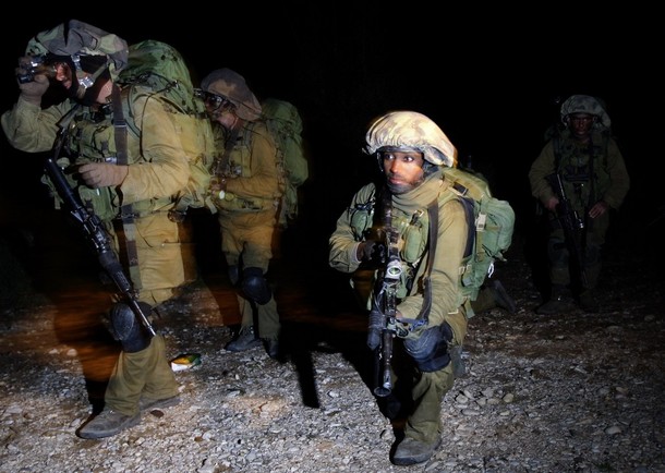 PALESTINIANS-ISRAEL/SWEEP Foto di Baz Ratner