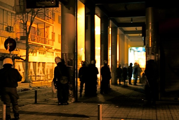 _AAC0141_2 Foto di Valentina Perniciaro _Le lunghe nottate di Atene_ dicembre 2008