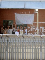 Via Corelli in rivolta