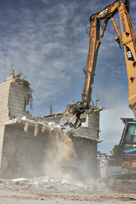 Demolizione di una casa per mano israeliana a Dwayat