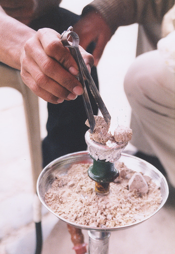 293396679_3dc2d2474d Foto di Valentina Perniciaro <cambiando carboncini al narghilè>