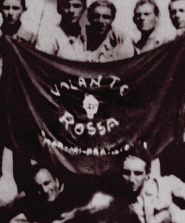 volante-rossa-48a7267042703-1