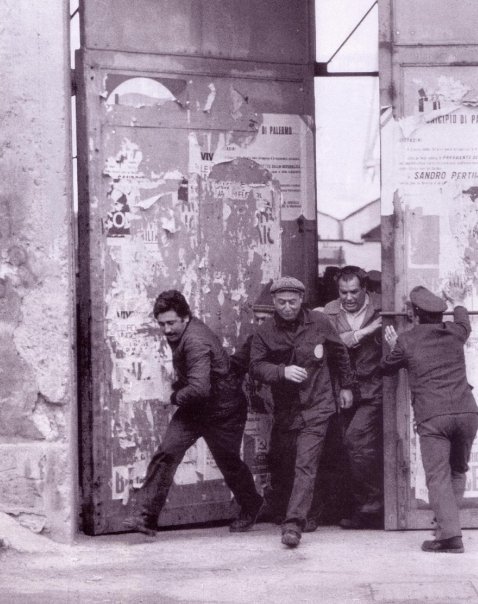 11868_1279252627260_1408369712_30809657_1365305_n