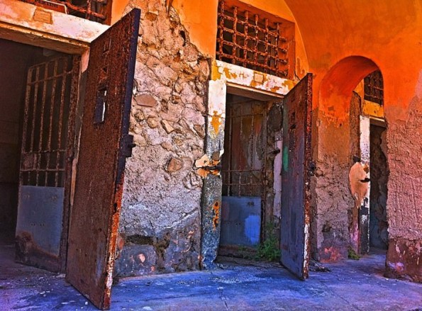 valentinaperniciaro_ergastolohdr