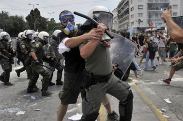 J-29-austerity-riots-Greece-crop-10