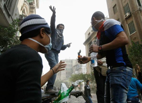 379399_2701532736906_1214314097_33095266_1820310487_n