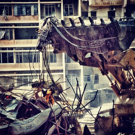 Foto di Valentina Perniciaro _Beirut devastata dai bombardamenti israeliani_ 20120412-114427.jpg