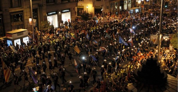 318851_422753467764056_508890321_n