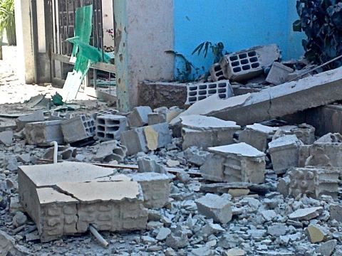 182125_4003353635911_283554051_n